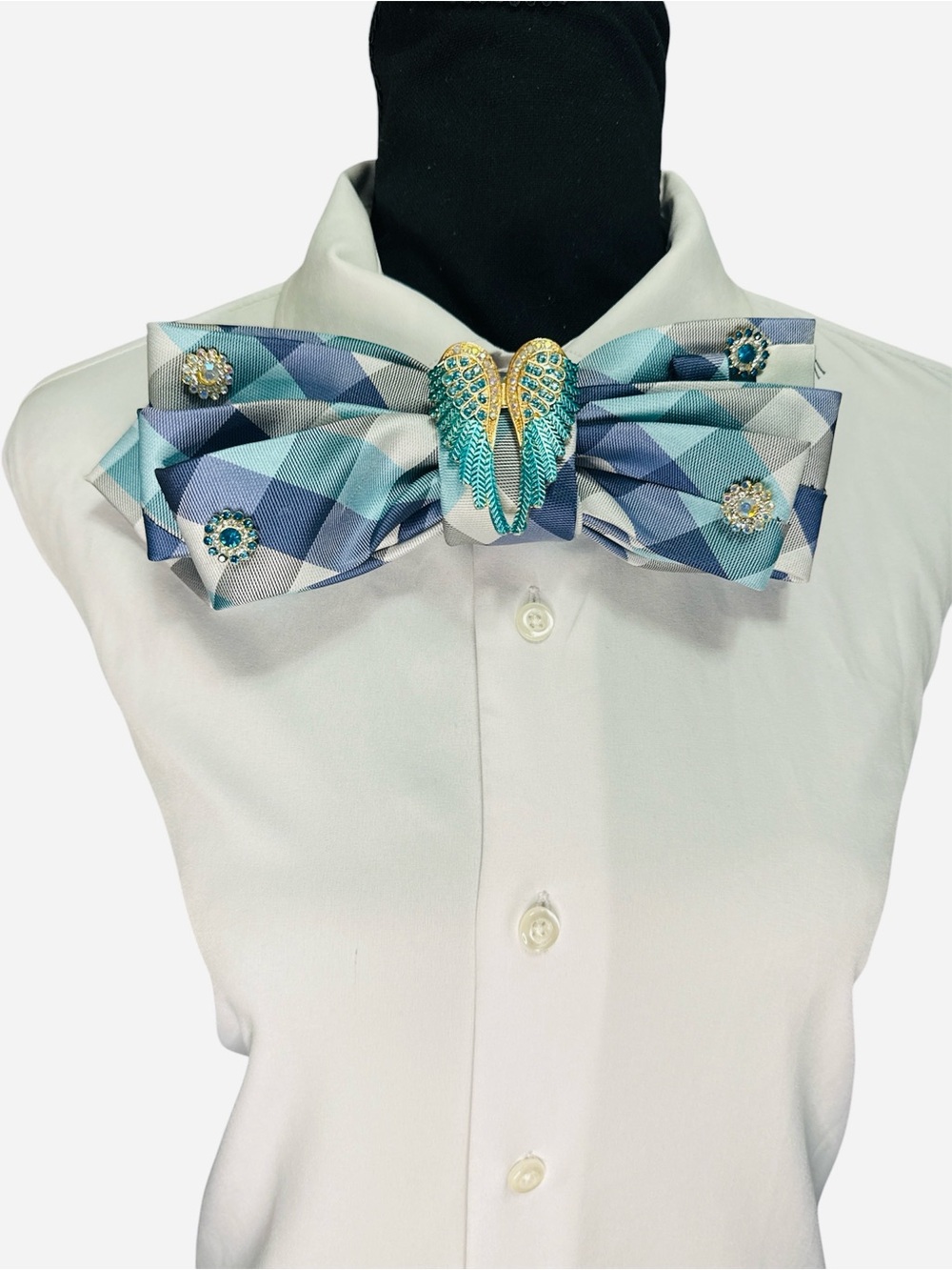 Croft & Barrow Blue Plaid Versatile Necktie/Bow tie with Angel wing Brooch